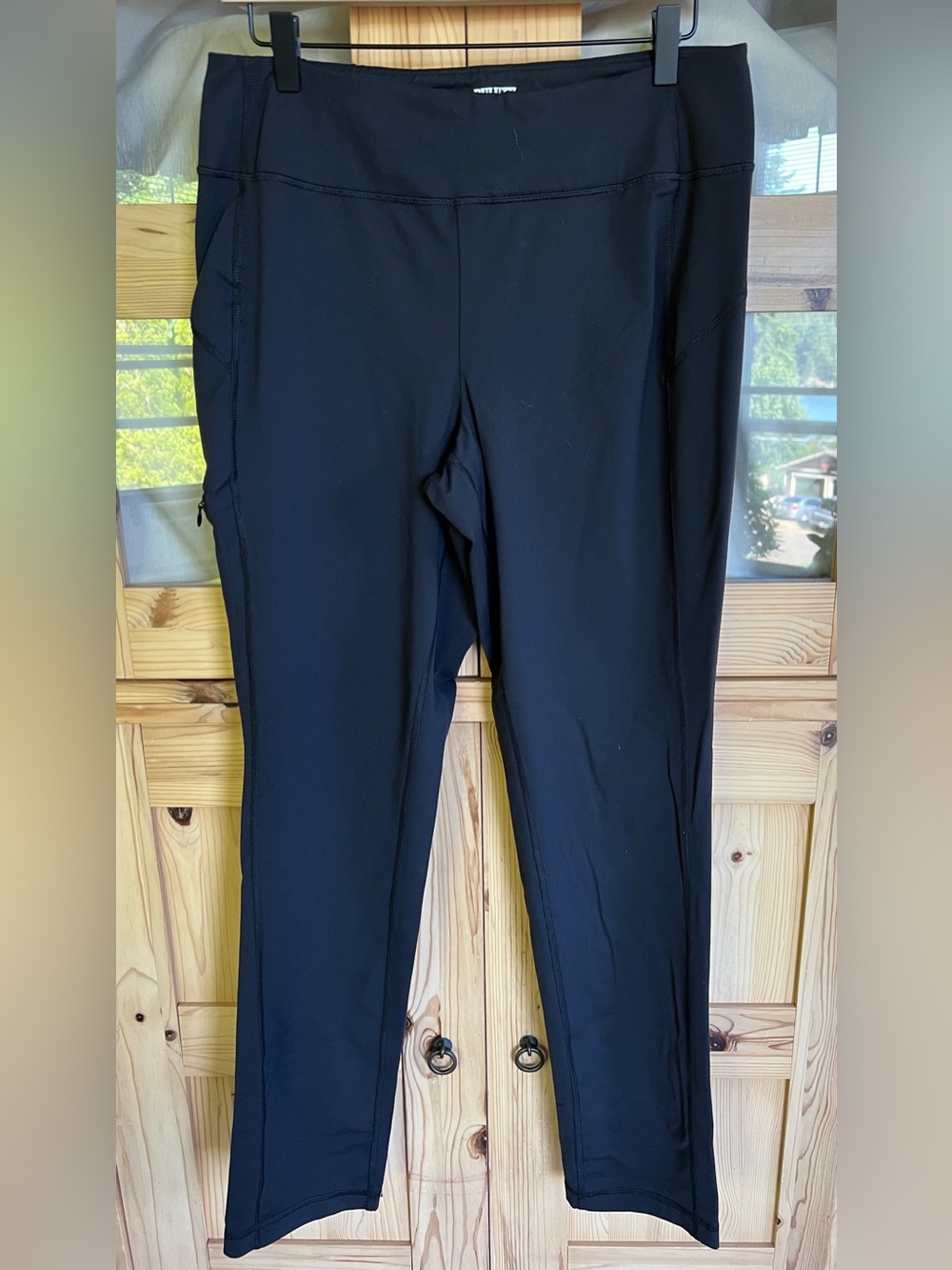 Duluth Trading Co Black Straight Leg Women's Pants